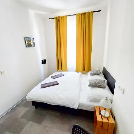 Homestay szállás Close To The Centre H4 *
